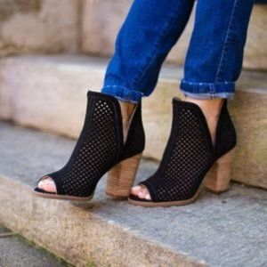 Lucky Brand Larise Peep Toe Booties - Size 6.5